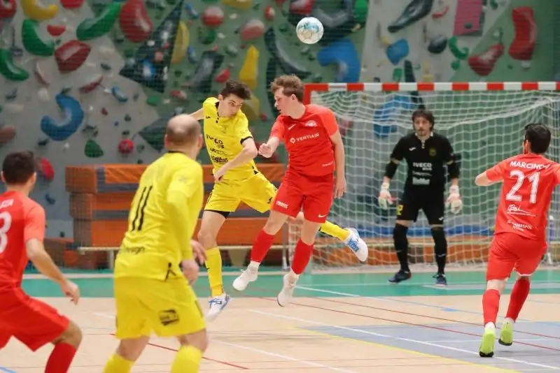 Nejzbach veze důležité 3 body z Jeseníku