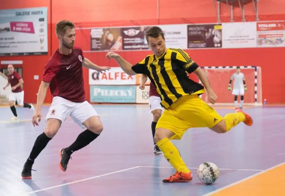 Nejzbach v pátek čeká důležité utkání se Spartou Praha 