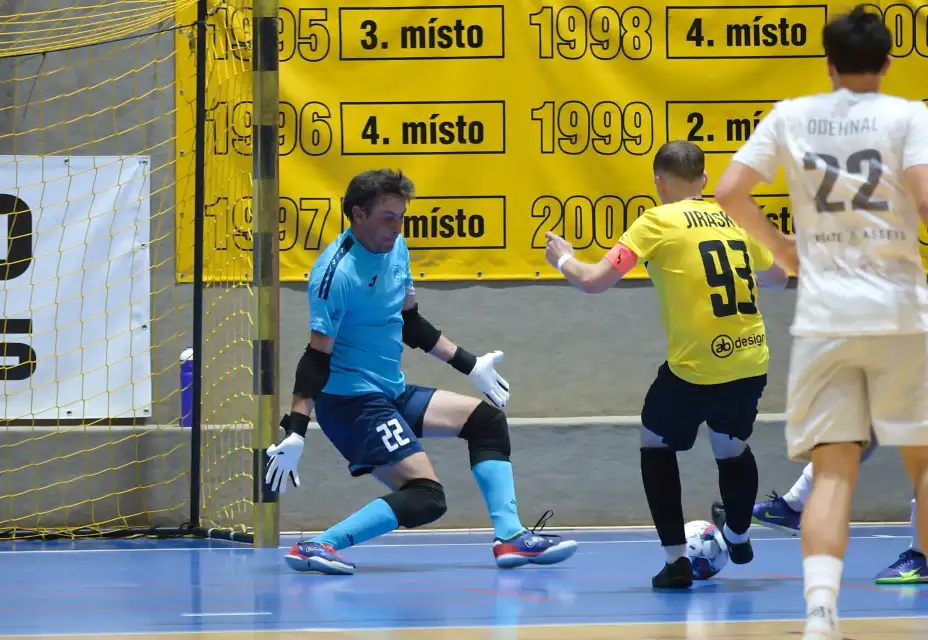 Nejzbach rozdrtil Vyškov a po první kole je na 2. místě ligové tabulky