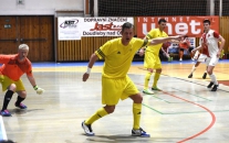 Máme jediný cíl a to je návrat do VARTA futsal ligy, říká Petr Jeníček. 